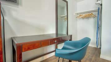 Blackout curtains, free WiFi, bed sheets