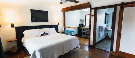 Deluxe King Suite with Kitchenette | Individually decorated, individually furnished, laptop workspace