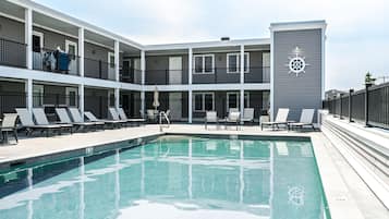 Seasonal outdoor pool