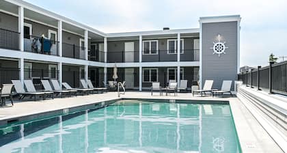 Atlantic Oceanfront Hotel