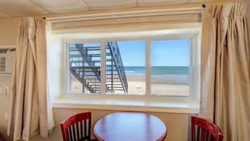 Economy Room, Multiple Beds, Partial Ocean View (Groundlevel) | Individually decorated, individually furnished, blackout drapes