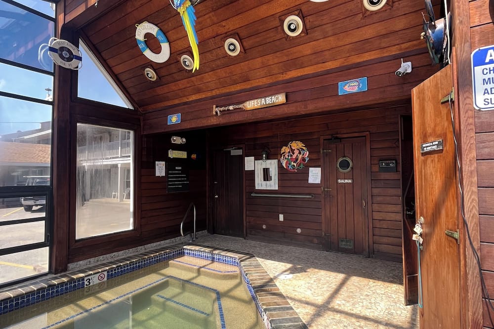 Beau Rivage Motel