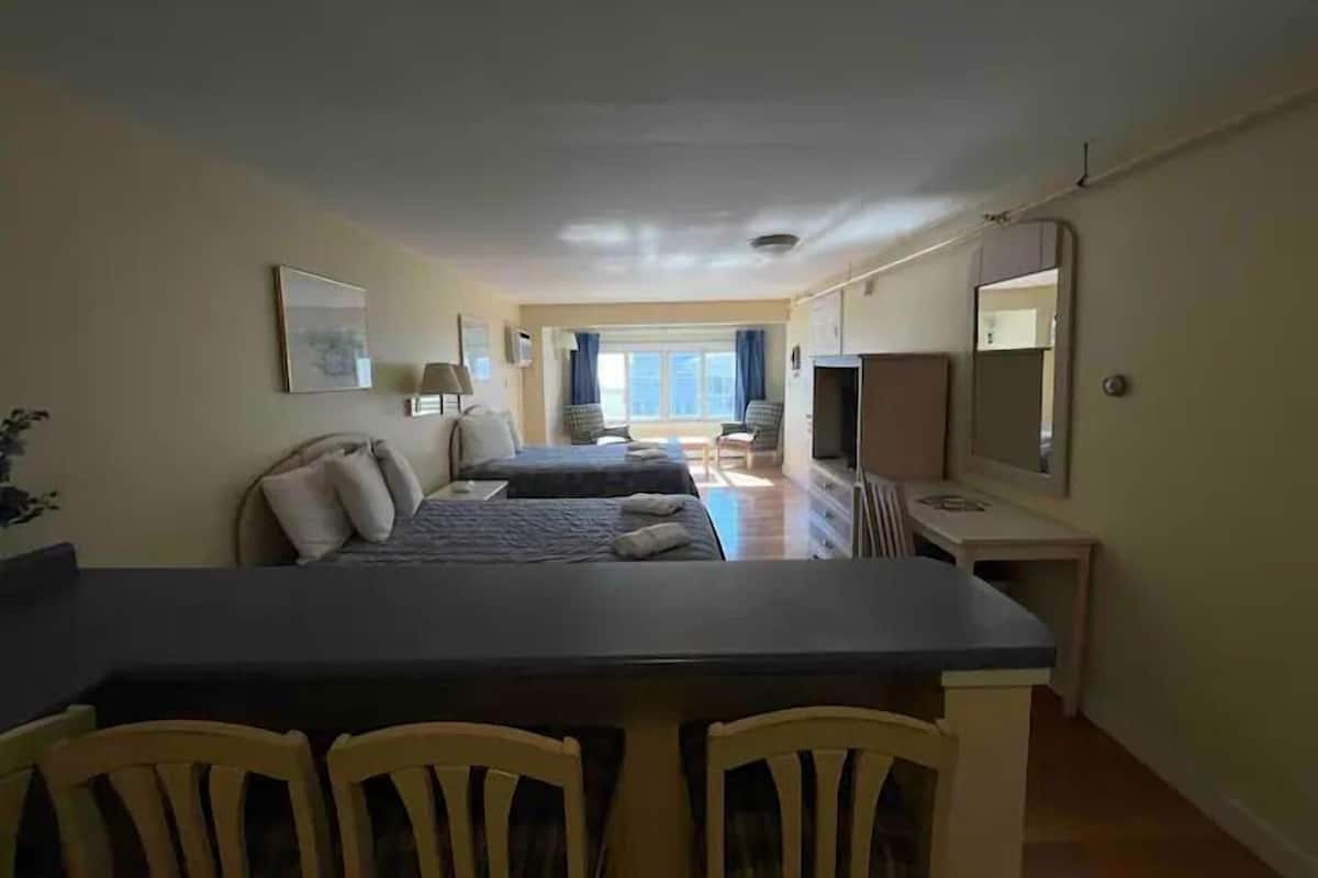 Deluxe 2 Double Beds with Kitchen Ocean View Second Floor (Corner Unit - V10) | Iron/ironing board, free WiFi, bed sheets