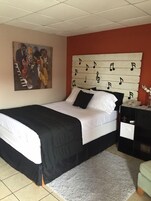 Sábanas de algodón egipcio, ropa de cama de alta calidad y wifi gratis