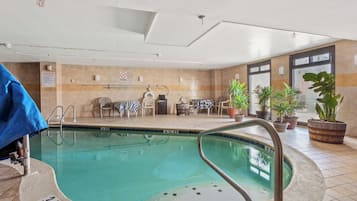 Indoor pool, pool loungers
