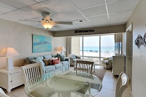 Condo, Multiple Beds, Balcony, Ocean View (Continental #222) | Dining