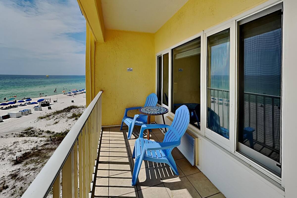 Condo, 1 Queen Bed with Sofa bed, Balcony, Beach View (#420 - No Pets) | View from room