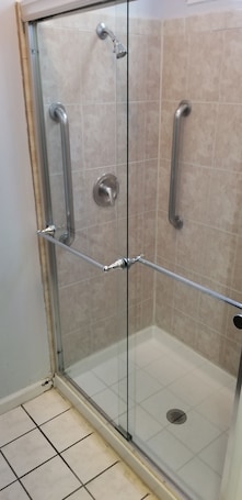 Hair dryer, towels, soap, shampoo. Perramont Hotel