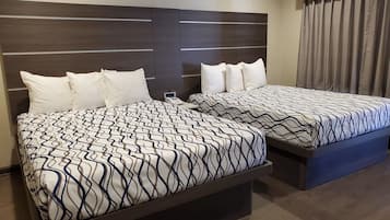 Room, 2 Katil Ratu (Queen) | Meja, langsir/tirai gelap terus, seterika/papan seterika, Wi-fi percuma