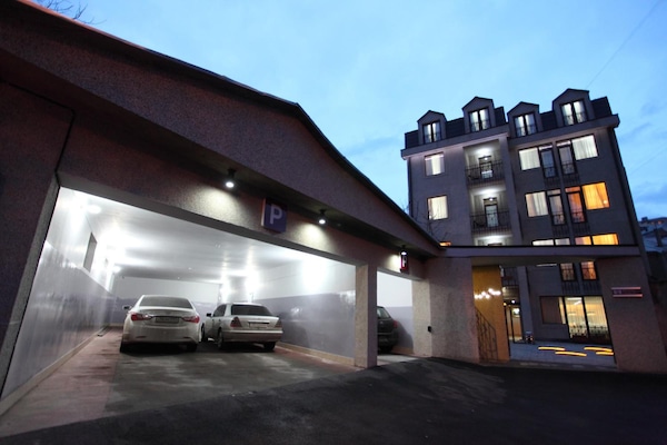 Aparcament sense assistència gratuït