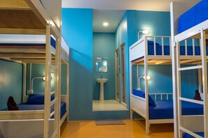 4 Bed Dorm En-suite | In-room safe, free WiFi