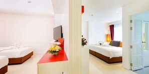 Minibar, in-room safe, desk, free WiFi - Raha Gold Residence Patong (Patong)