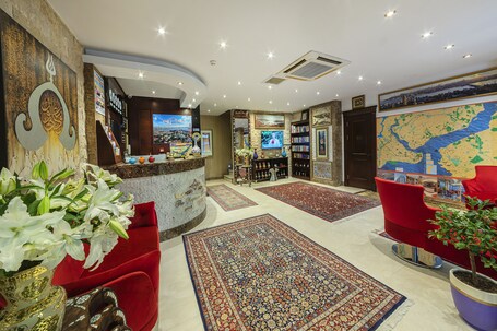 The Magnaura Palace Hotel - Image 23