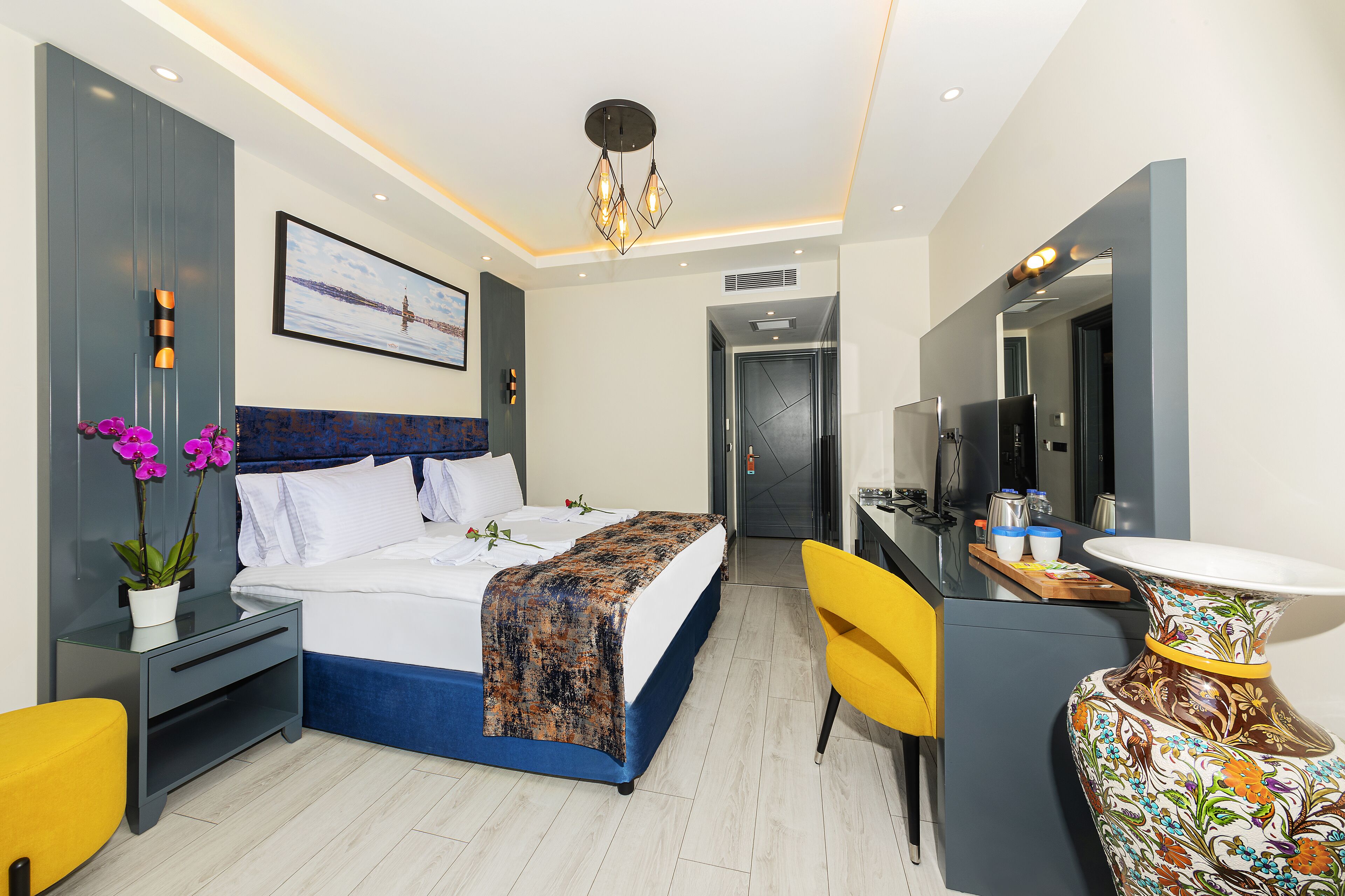 Photo - The Magnaura Palace Hotel