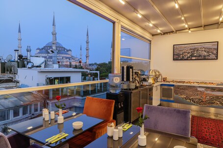 The Magnaura Palace Hotel - Image 63