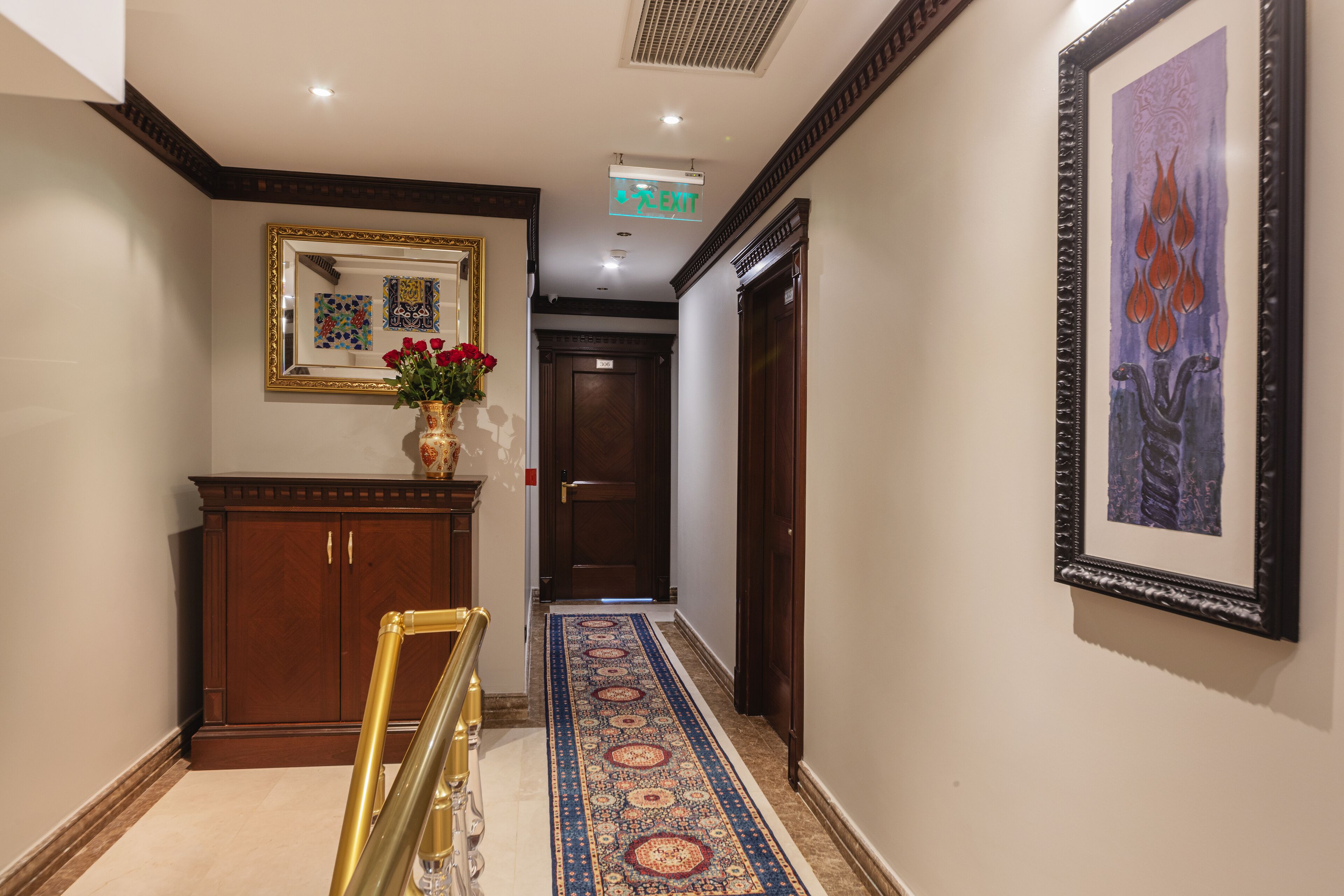 Photo - The Magnaura Palace Hotel