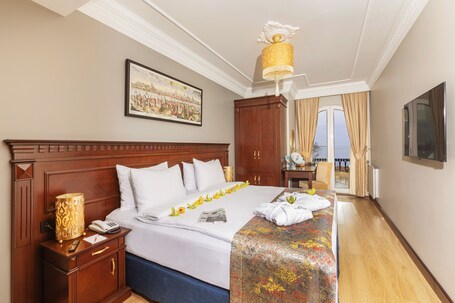 The Magnaura Palace Hotel - Image 68