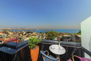 Marmara Sea View Room, With Terrace | Terrace/patio