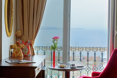 The Magnaura Palace Hotel - Image 46