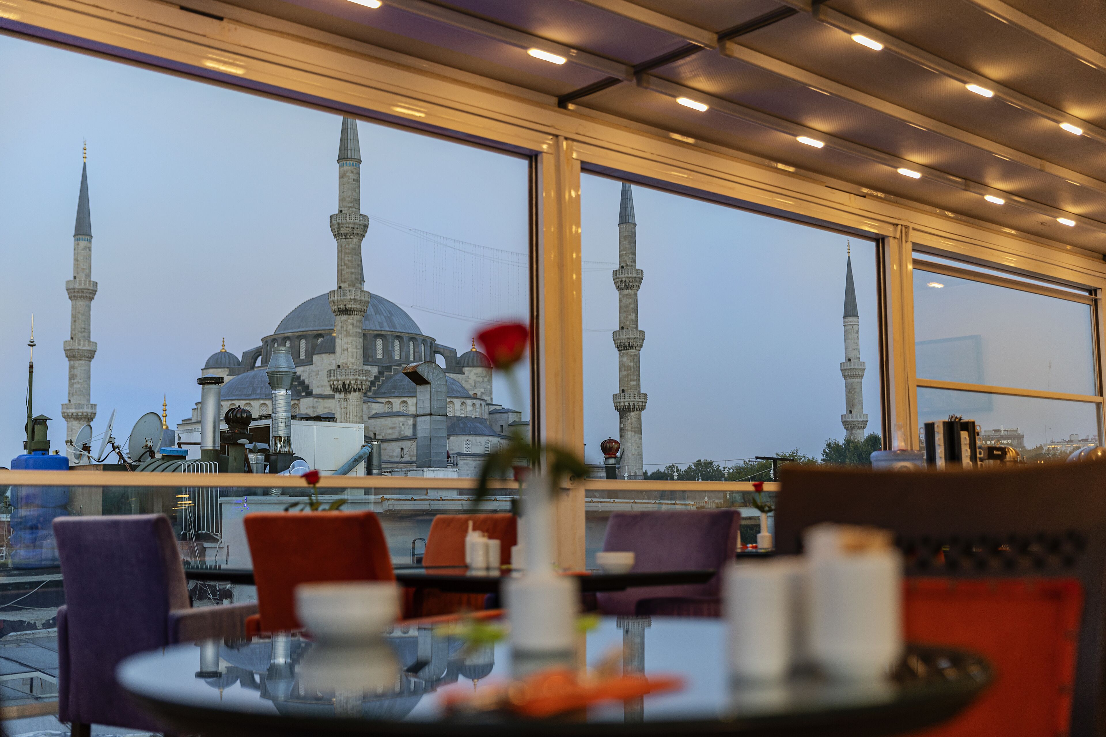 Photo - The Magnaura Palace Hotel