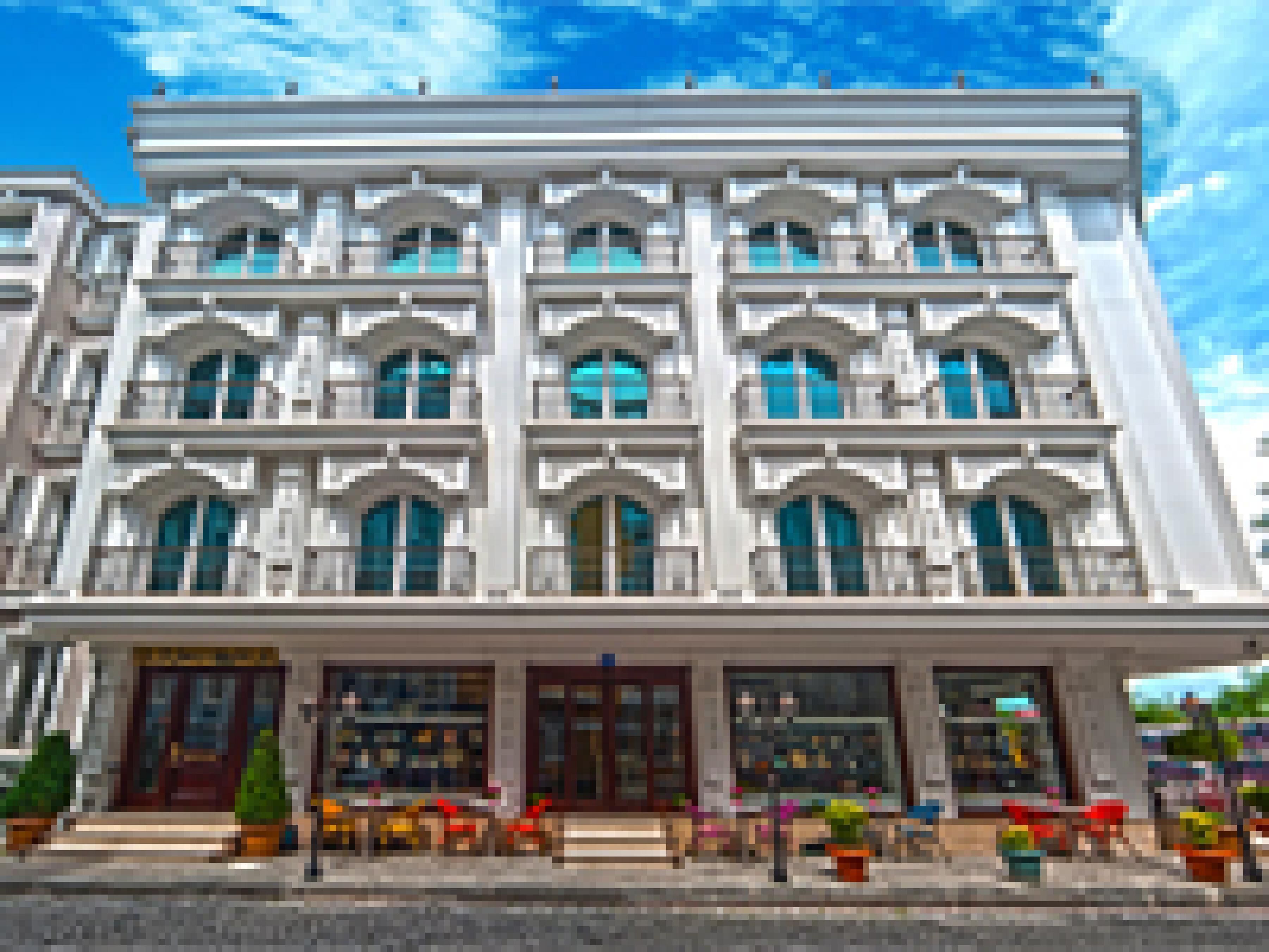 Photo - The Magnaura Palace Hotel