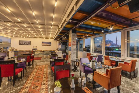 The Magnaura Palace Hotel - Image 73