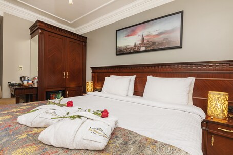The Magnaura Palace Hotel - Image 71
