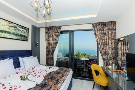 The Magnaura Palace Hotel - Image 11
