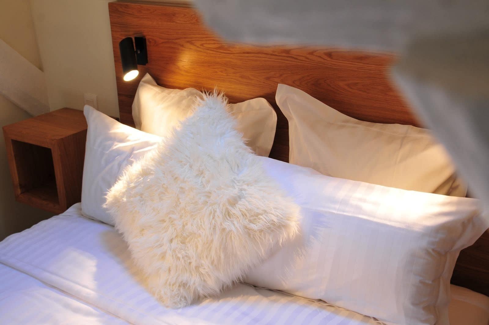 Chambre Double (Saint Jacques) | Minibar, décoration personnalisée, ameublement personnalisé, bureau