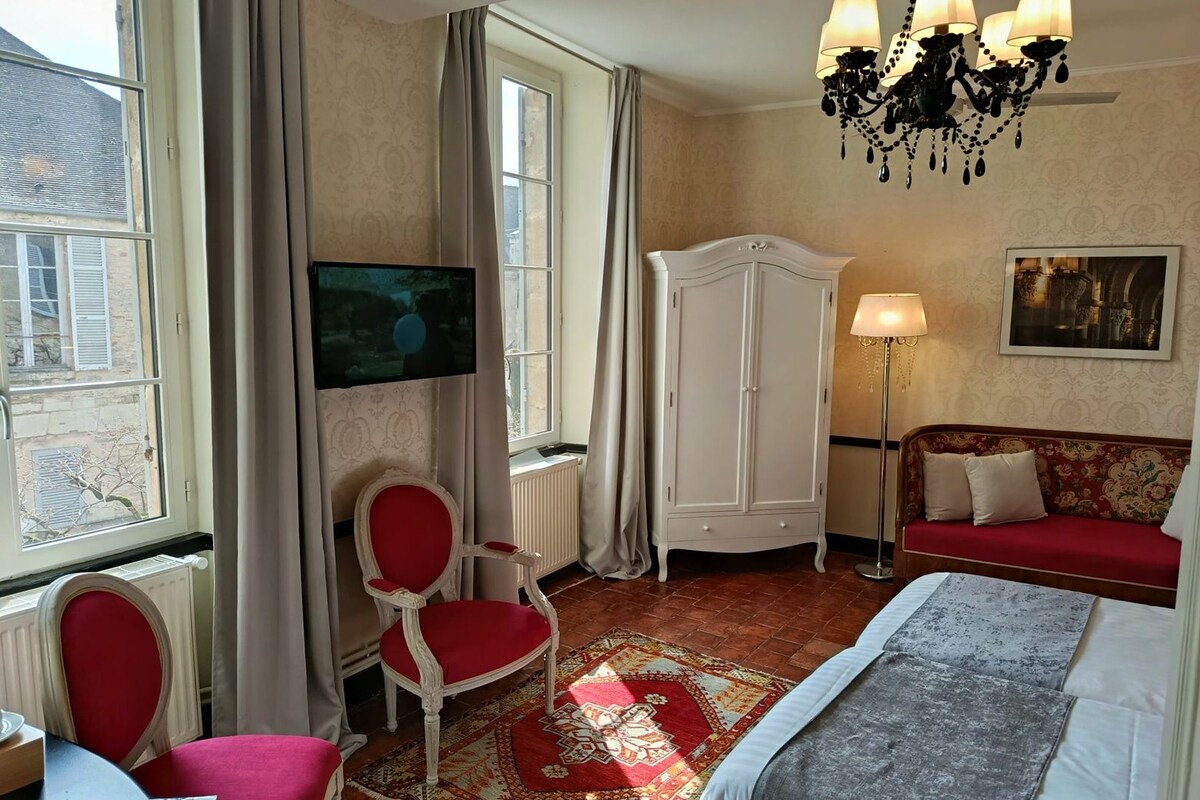 Minibar, bureau, chambres insonorisées, Wi-Fi gratuit