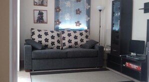 Standard Apartment, 1 Bedroom | Living room