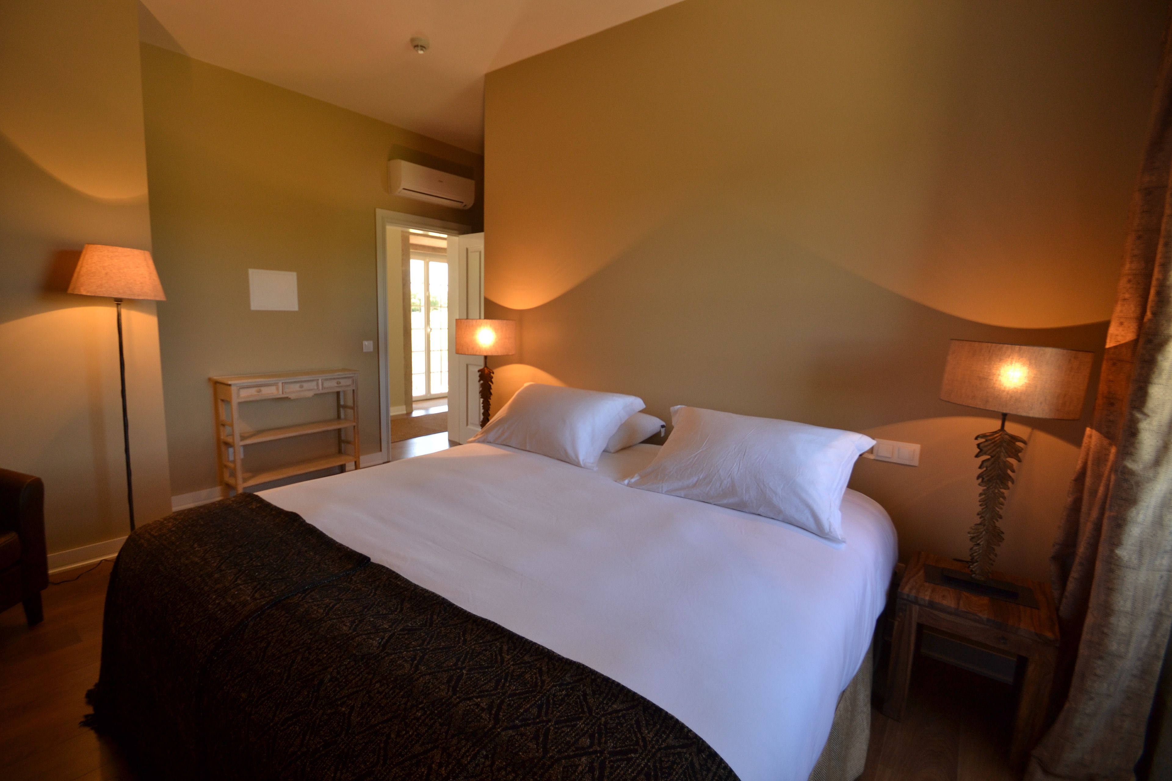 مكواة/لوح كي وأسرّة أطفال/رضّع وأسرّة قابلة للطي وواي فاي مجانًا