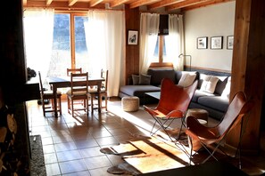 Télévision à écran plat