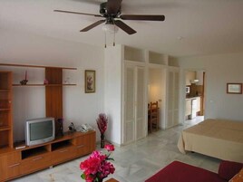 In-room safe, desk, internet