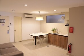 Apartment, 2 Bedrooms | Private kitchenette - LeGallery Suites Hotel (Bandar Seri Begawan)