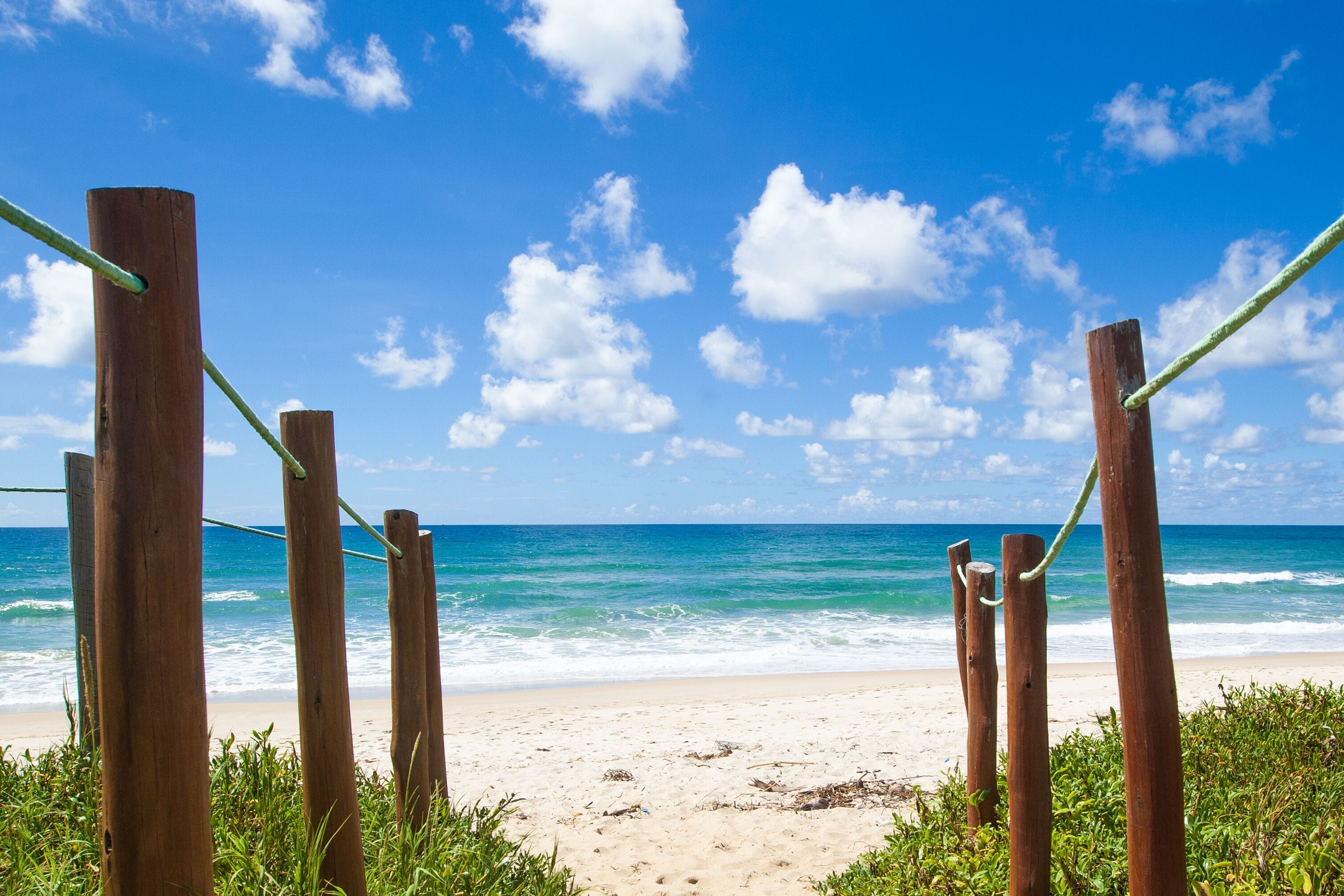 beach nearby, white sand, sun-loungers, beach umbrellas