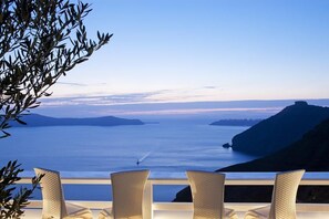 View from property - Thireas Hotel (Santorini)