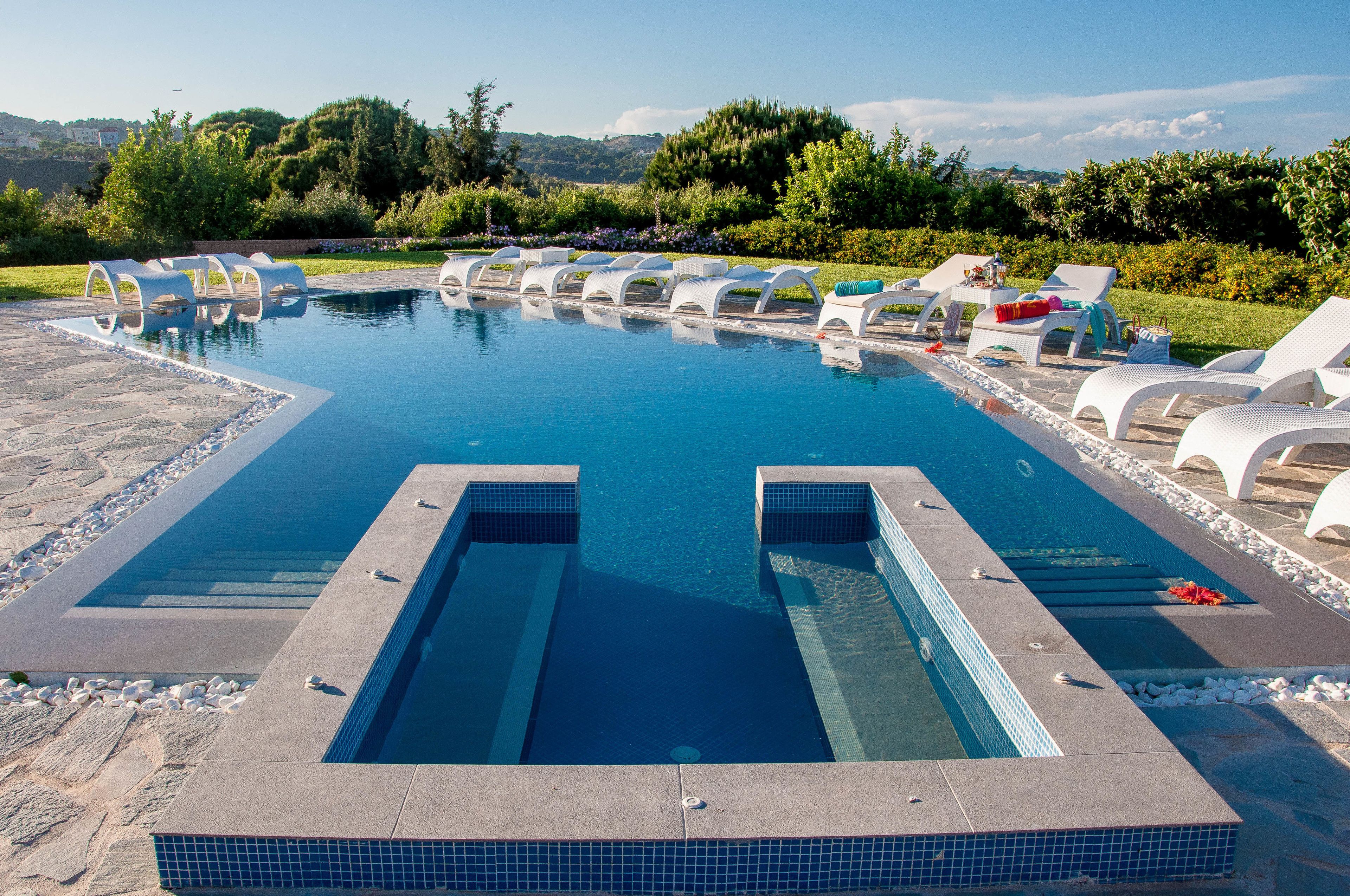 Seasonal outdoor pool, pool umbrellas, sun loungers