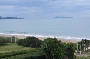 Apartment, 2 Bedrooms | Beach/ocean view