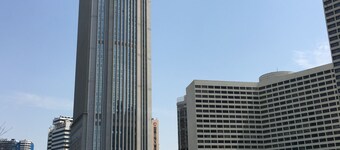 Nomo Service Apartment The Legend