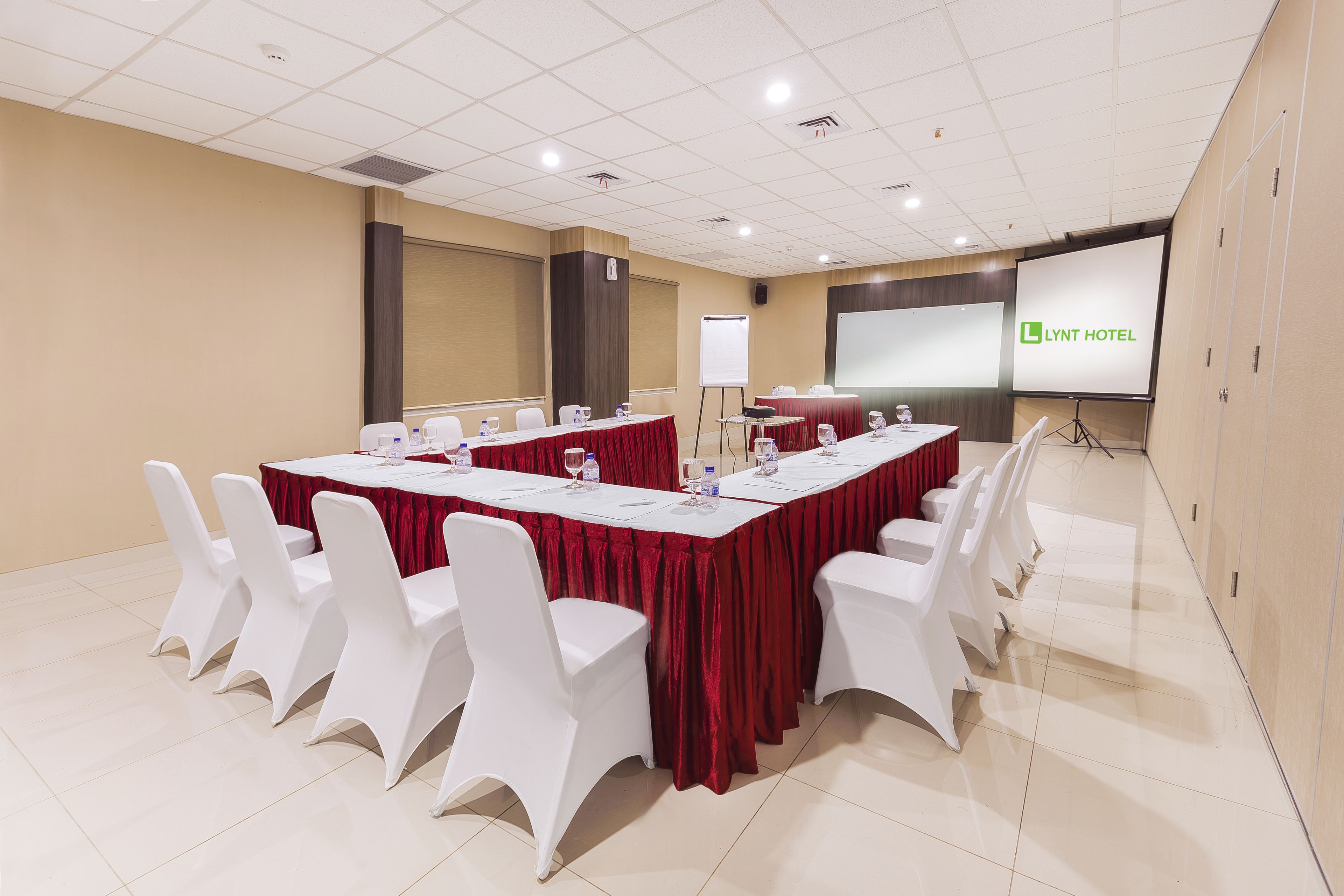 Photo - Lynt Hotel Jakarta