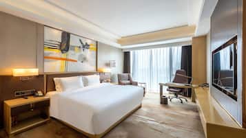 20 bedrooms, premium bedding, blackout curtains, free WiFi