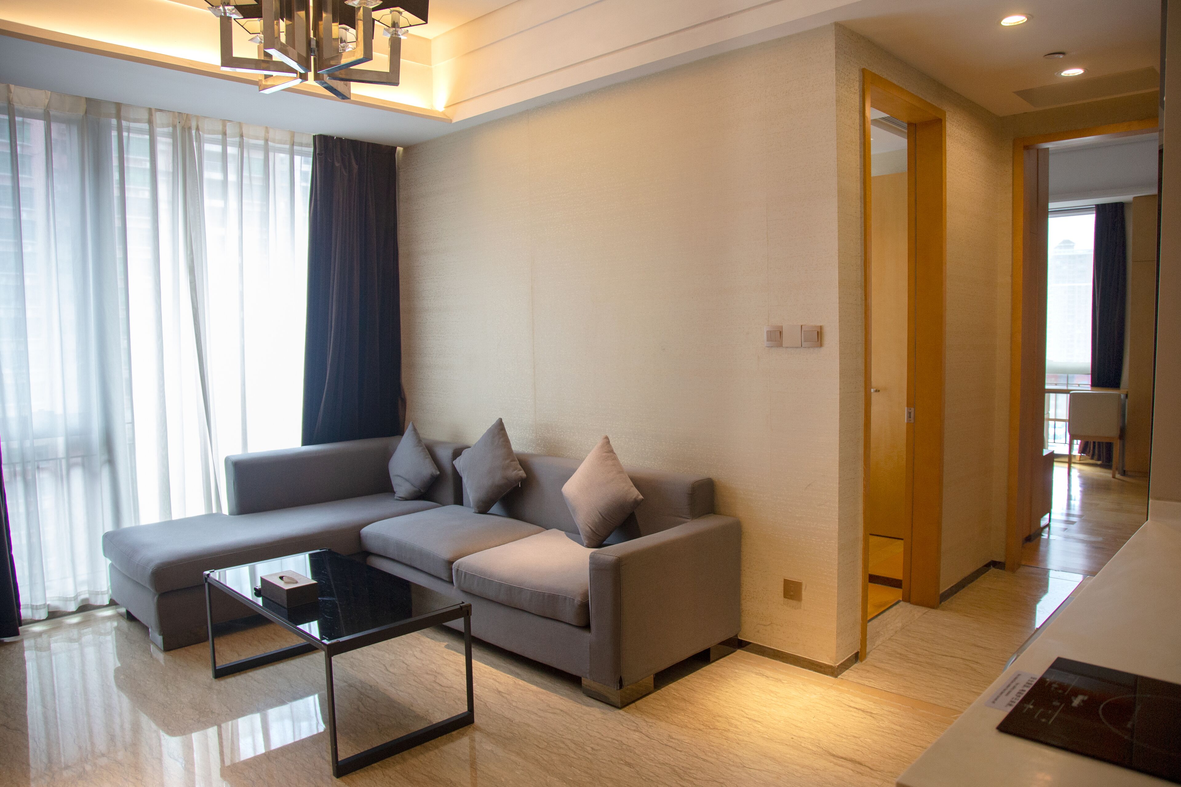 Kimper Deluxe Two-Bedroom Apartment | Premium bedding, blackout curtains, free WiFi, bed sheets