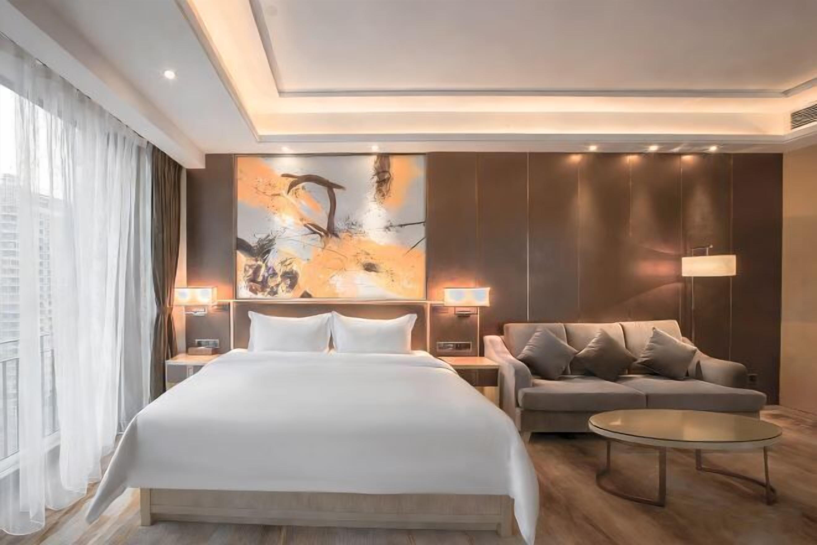 Roupas de cama premium, cortinas blackout, Wi-Fi de cortesia