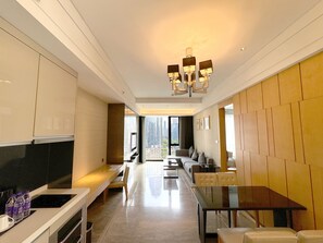 Kimper Executive Two-Bedroom Apartment