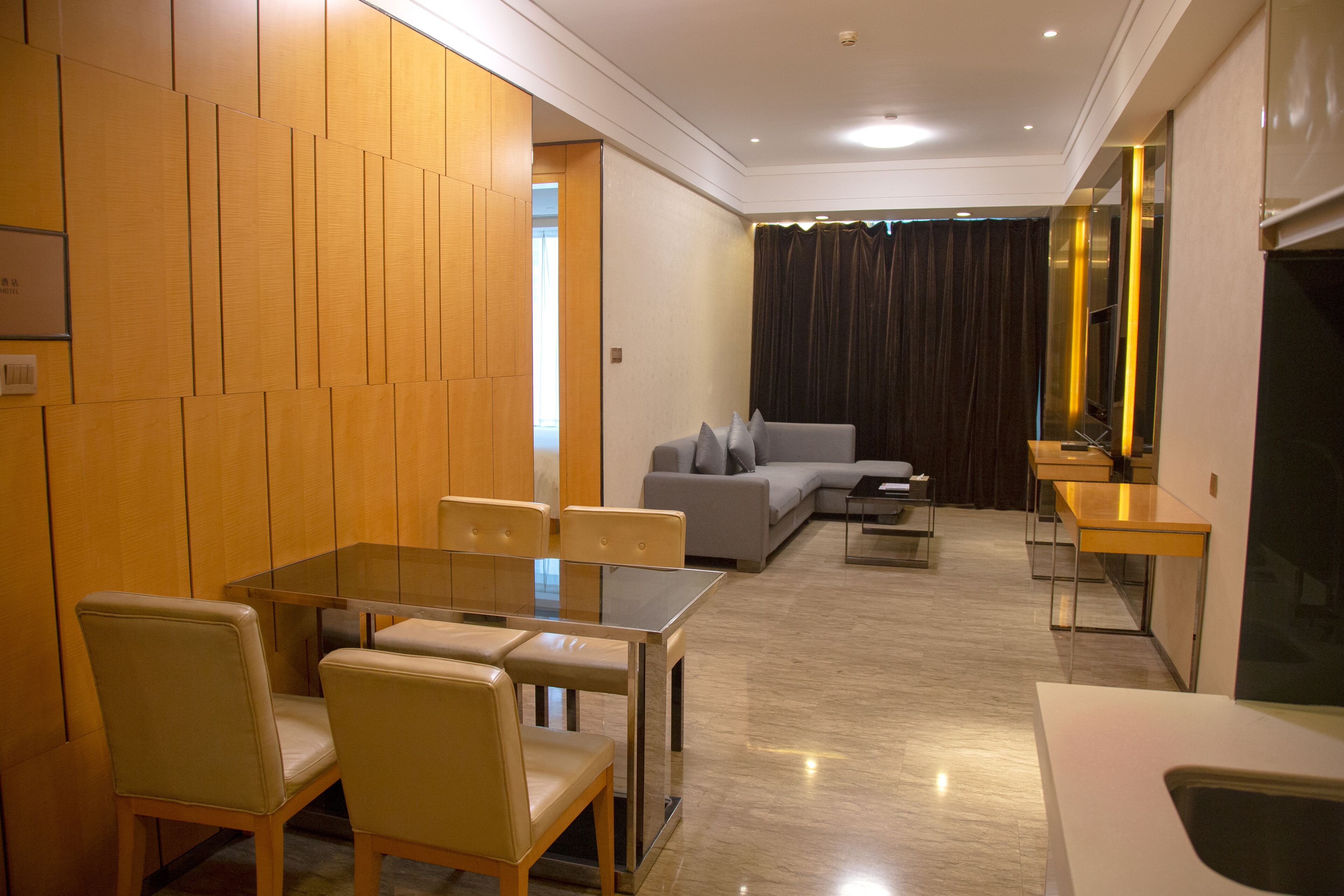 Kimper Standard Two-Bedroom Apartment | Premium bedding, blackout curtains, free WiFi, bed sheets