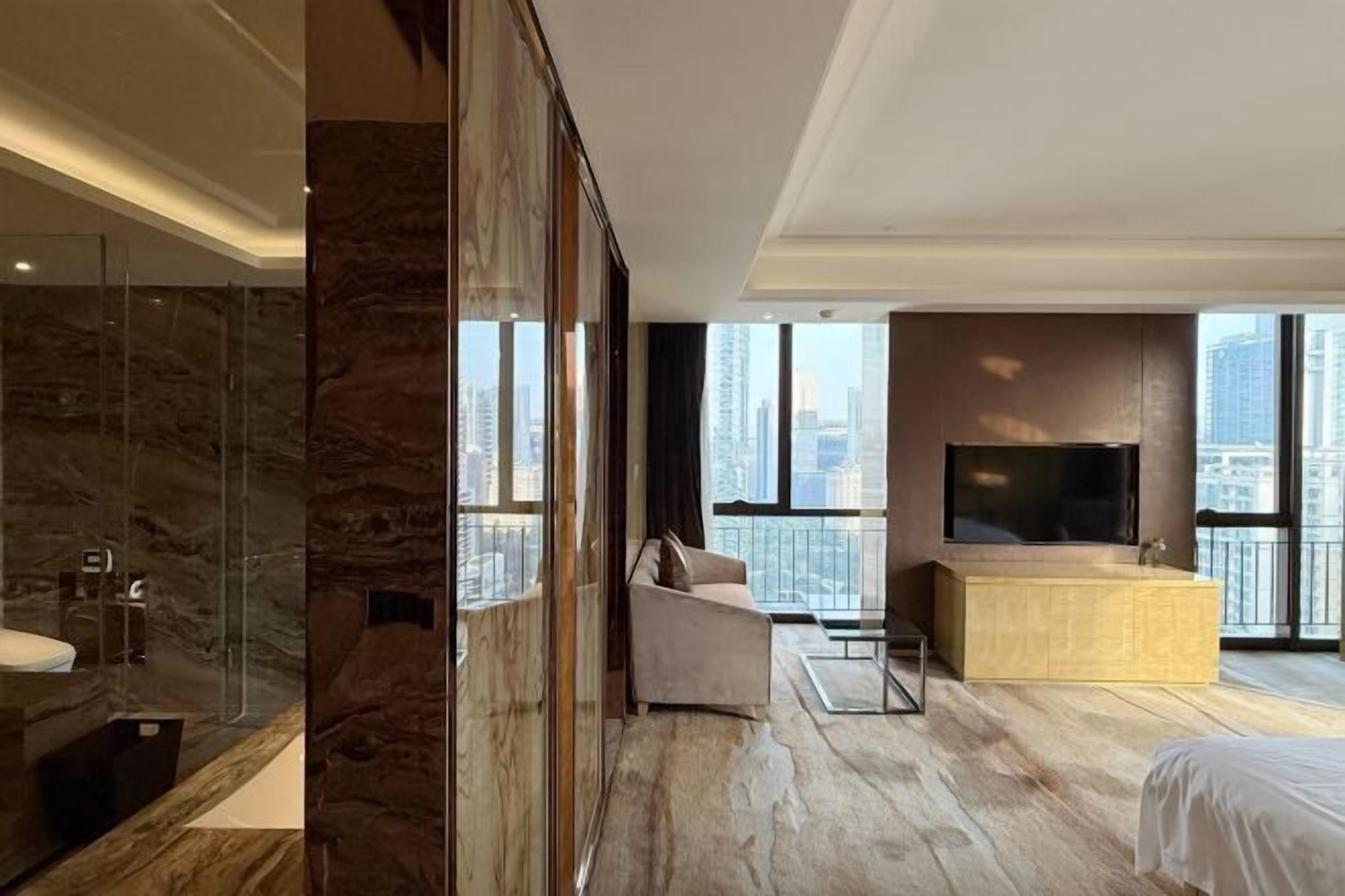 Premium bedding, blackout curtains, free WiFi, bed sheets