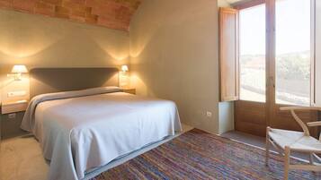 1 habitación, ropa de cama de alta calidad, escritorio y wifi gratis