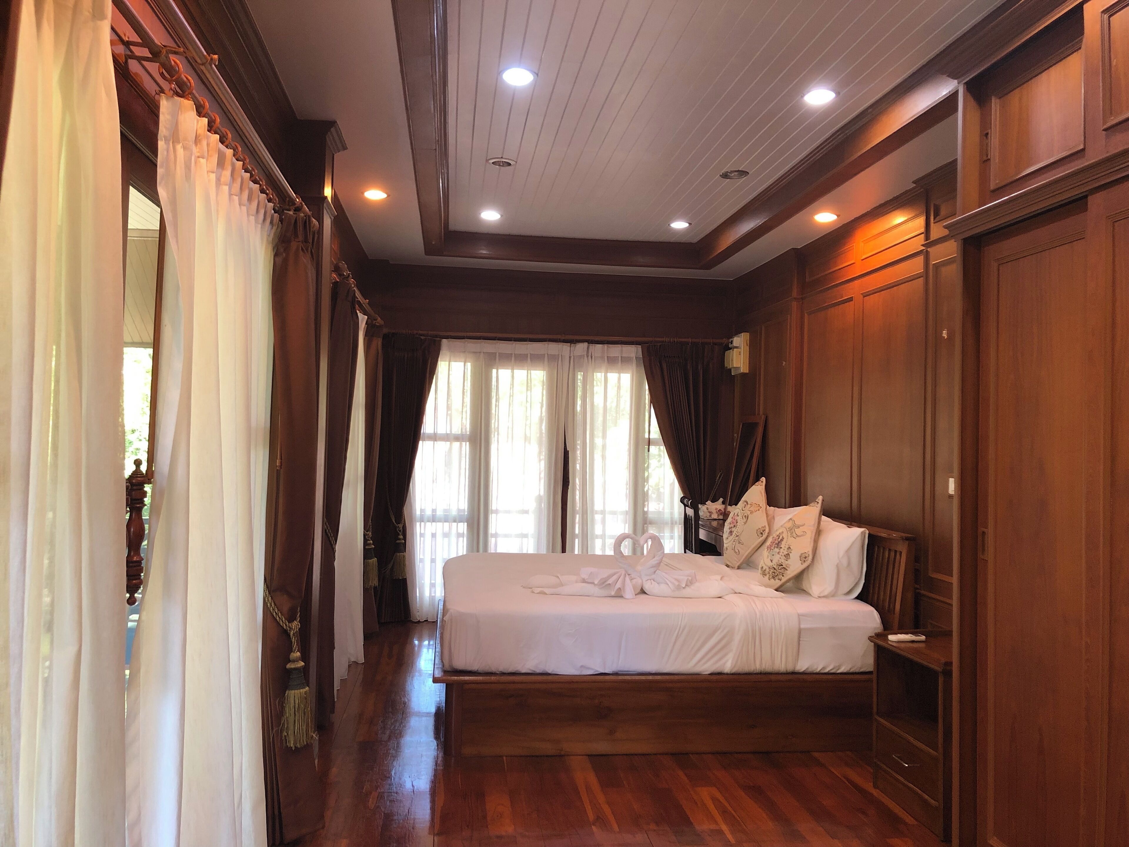 Suíte luxo | Escrivaninha, Wi-Fi de cortesia