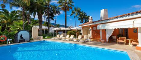 Alberca al aire libre